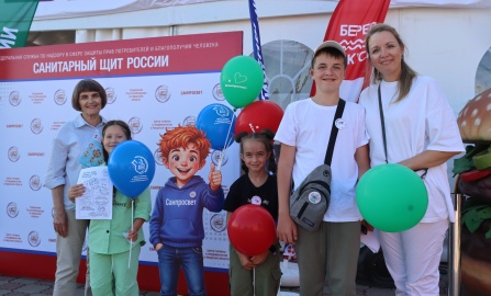 Более 1000 амурчан посетили просветительские мероприятия Управления Роспотребнадзора и Центра гигиены и эпидемиологии на фестивале «Берега вкуса»